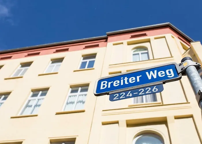 Helle In Top-lage, Hasselbachplatz - Altstadt, W-lan, 4 Schlafplätze * Magdeburg